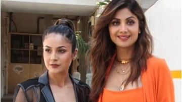 Shilpa Shetty and Shehnaaz Gill - boring people brighten up people's day on Instagram