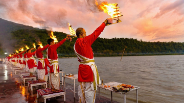 Ganga Aarti | Take the Blessings of Maa Ganga Devi