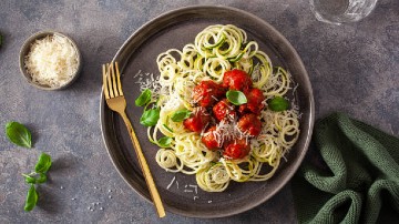 Vegan pan-fried ‘zoodles’ is the only quick snack that you were looking for