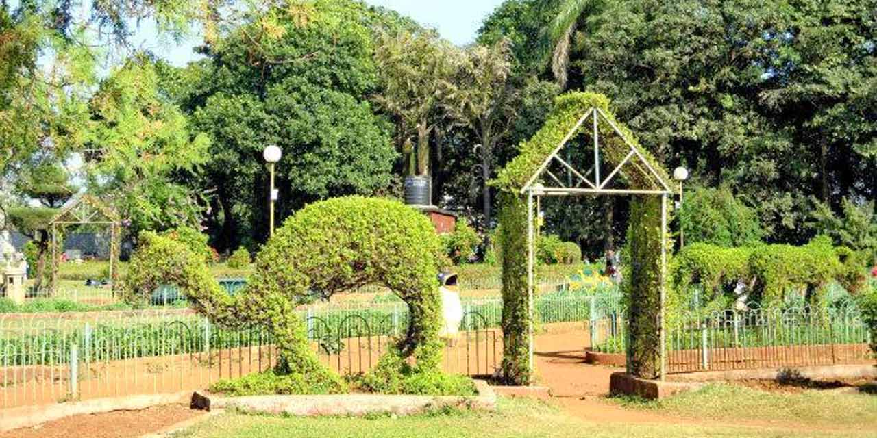 Hanging Gardens of Mumbai to Undergo Extensive Renovations; Residents Raise Concerns
