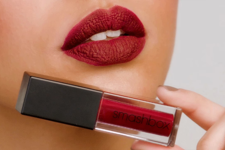 Lipsticks that won’t Budge | NewsMytra Fashion