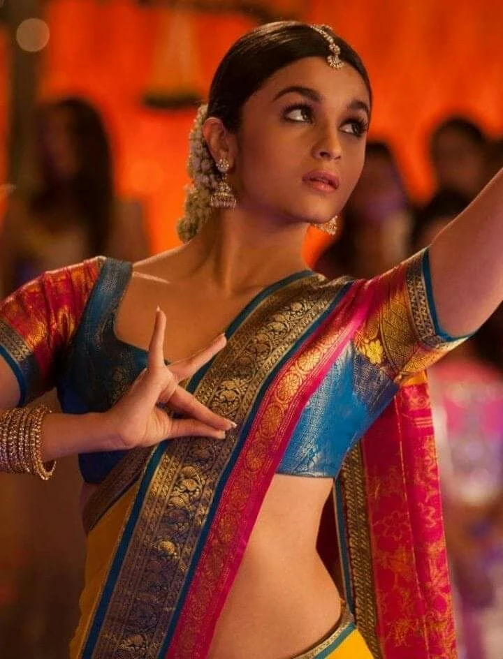 Iconic Bollywood Outfits for Halloween Inspiration BollyStyle Party