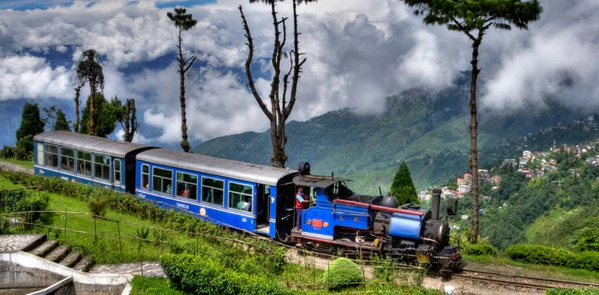 Beautiful train routes in India for the picturesque Insta moment