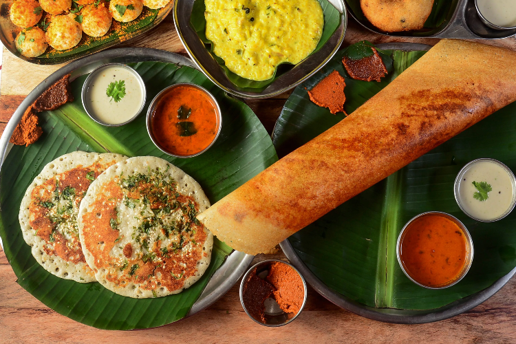 What and When to Eat in South India? Read Here to Know.