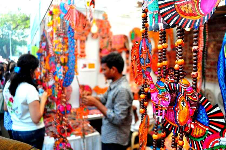 Best places for Shopping in Delhi at Lower Prices | Budget-Friendly Shopping