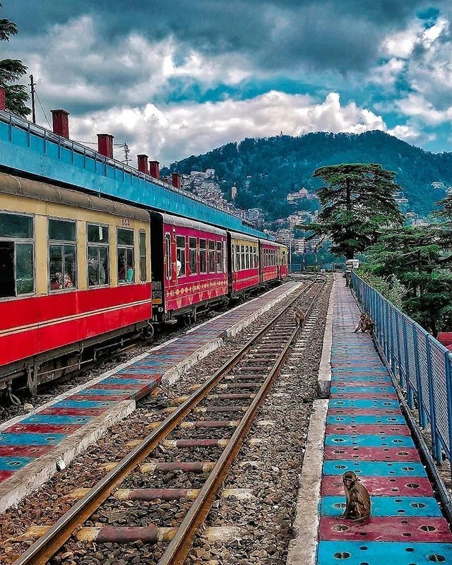 Beautiful train routes in India for the picturesque Insta moment