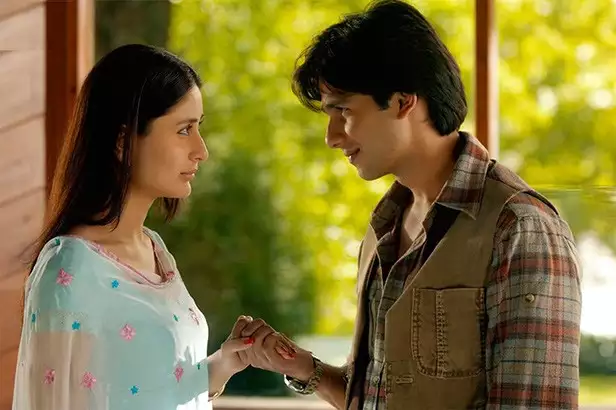 Lessons Imtiaz Ali's Jab We Met taught us regarding Love and Life.