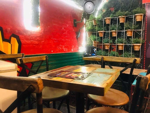 Delhi cafes with the finest aura and food to visit with your friends