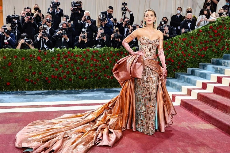 Blake Lively and Versace became the highlight of Met gala 2022