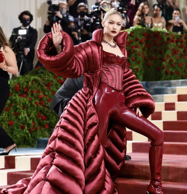 Blake Lively and Versace became the highlight of Met gala 2022