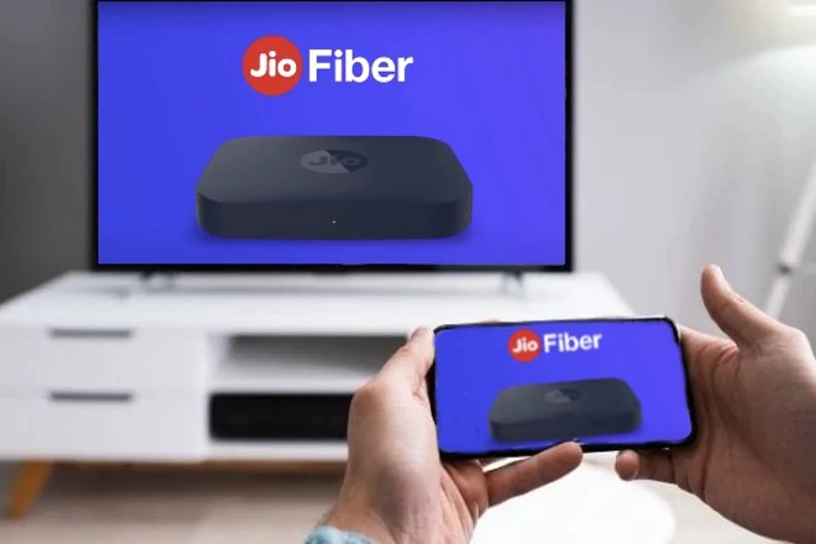 Jio: Now make video calls with your smart television with your Jio fiber.  Read more for the process