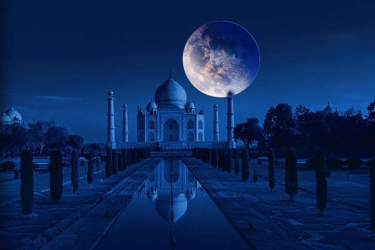 Taj is open for night visitors, with few rules and protection. Read to know the timing and ticket booking process