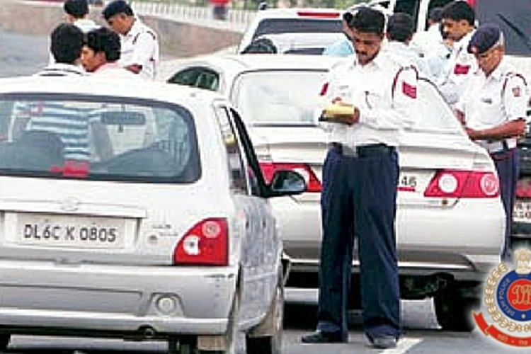 Now traffic police can not stop the drivers to check the car, changes in the traffic rule 